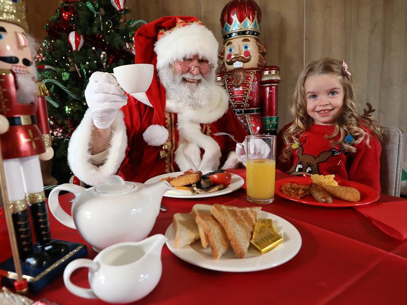 Start Your Holiday Season with a Magical Breakfast with Santa Near Me